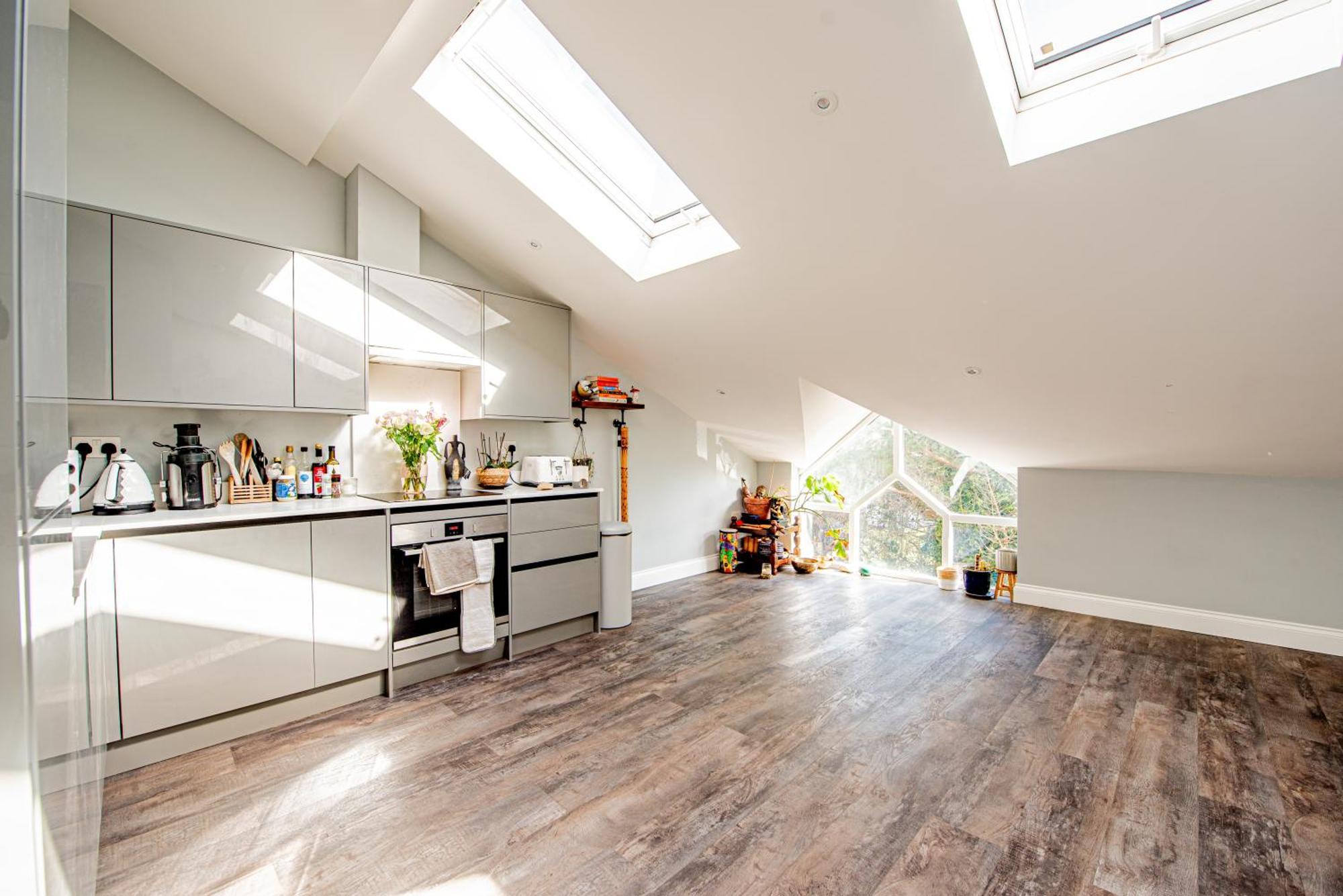 Peaceful 2-bed Flat In