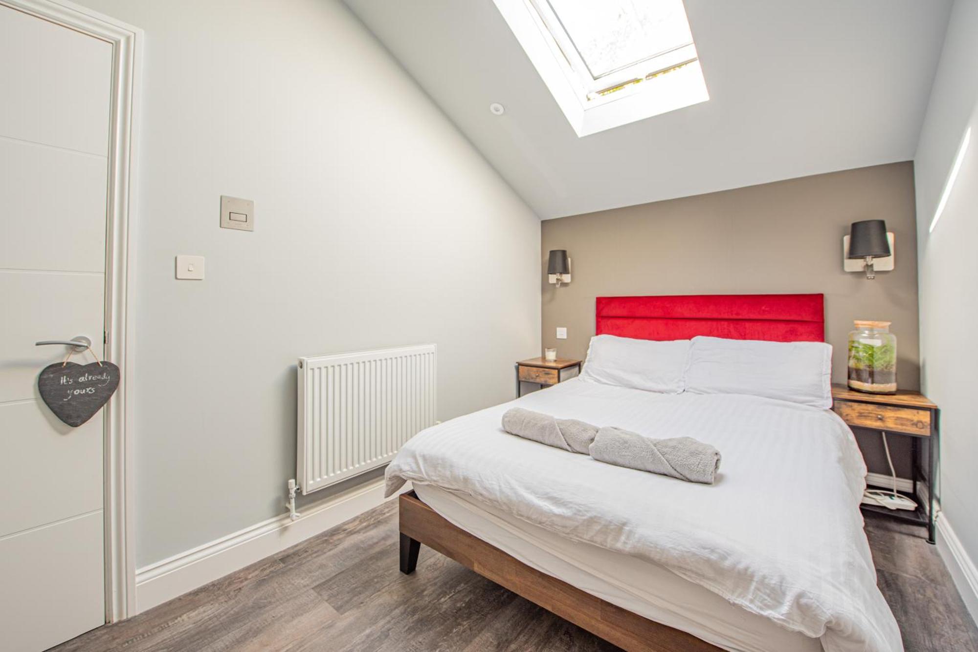 Peaceful 2-bed Flat In Appartamento *